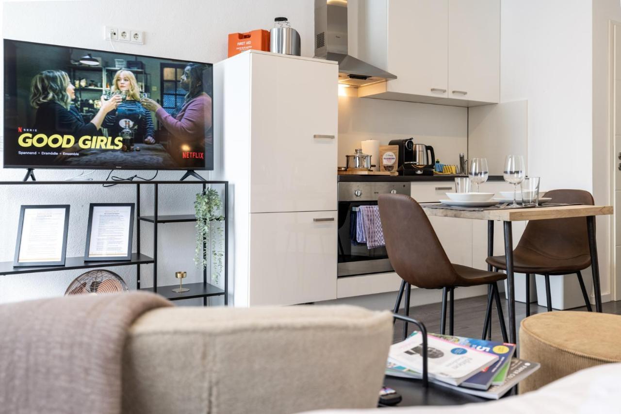Apartment Luxomes - Stylish & New Design - Kitchen - Netflix Ingolstadt