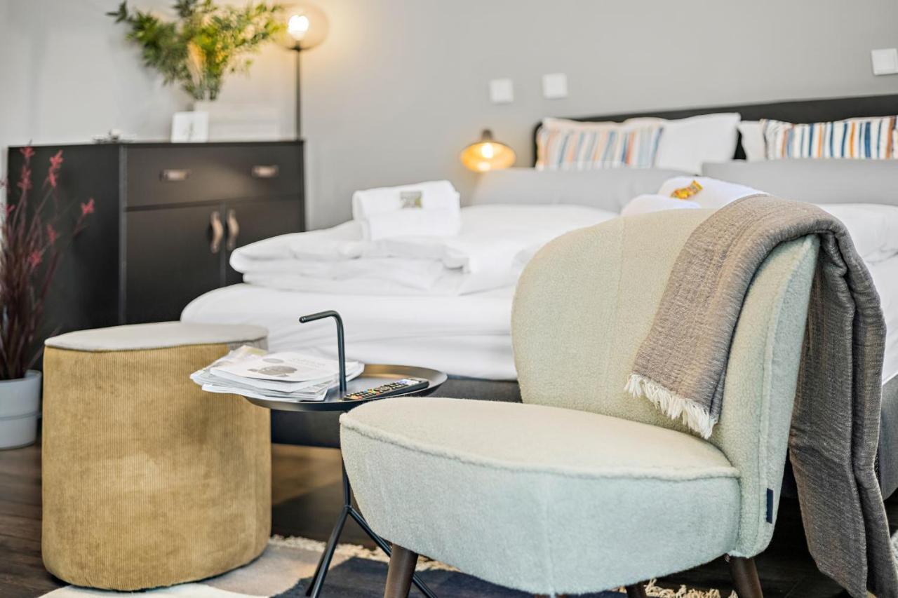 Apartment Luxomes - Stylish & New Design - Kitchen - Netflix Ingolstadt