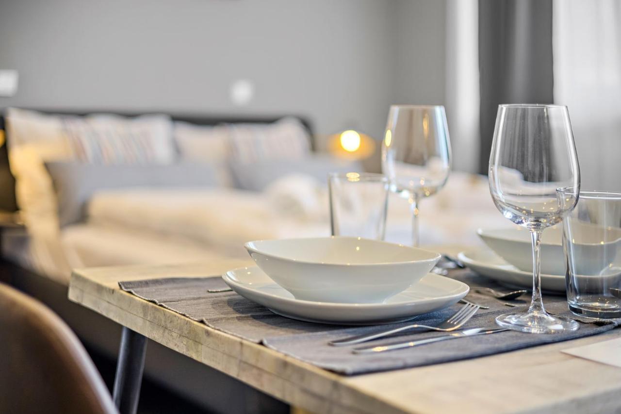Apartment Luxomes - Stylish & New Design - Kitchen - Netflix Ingolstadt