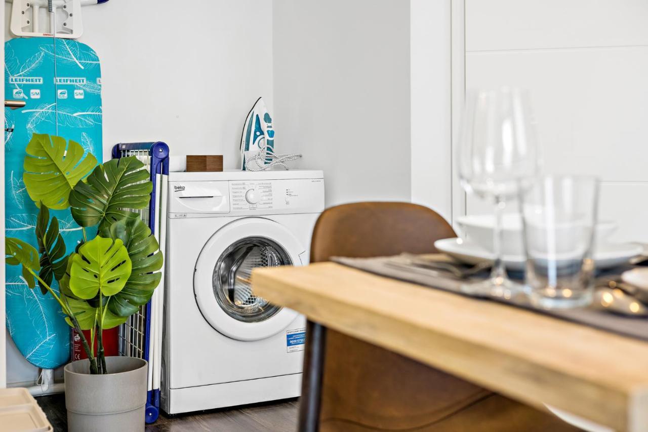 Apartment Luxomes - Stylish & New Design - Kitchen - Netflix *